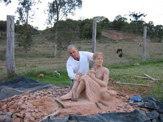 sculpture_made_of_stone