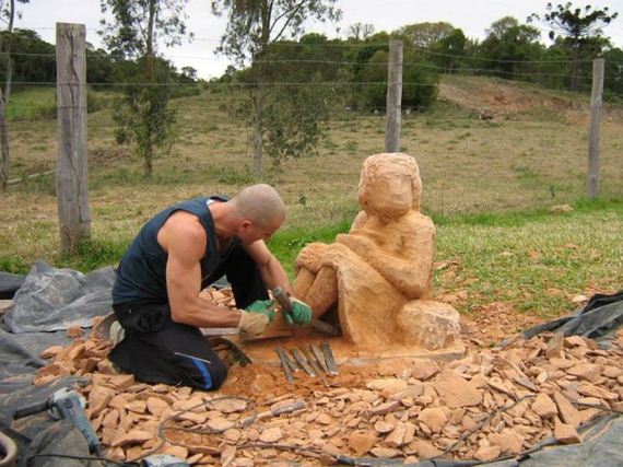 sculpture_made_of_stone