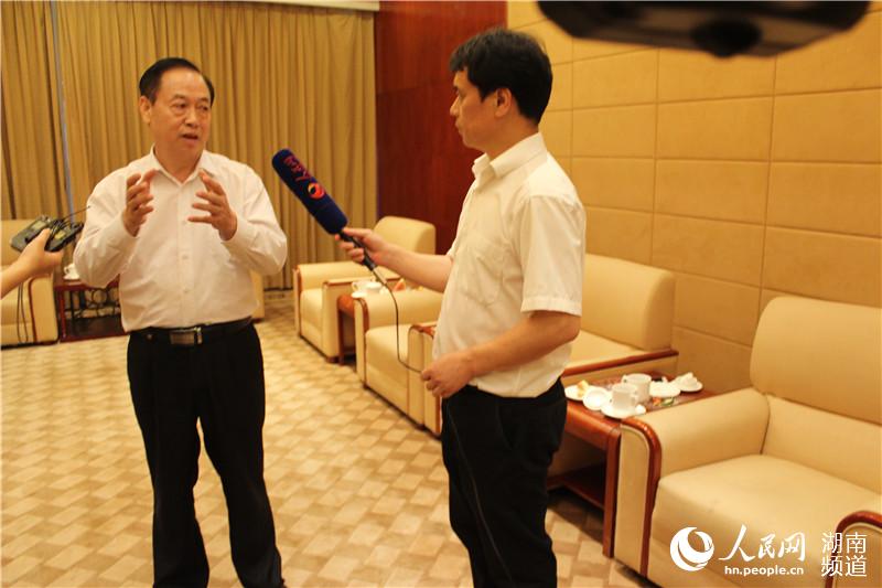 人民網專訪湖南金洲茶葉有限公司董事長 雷建恒