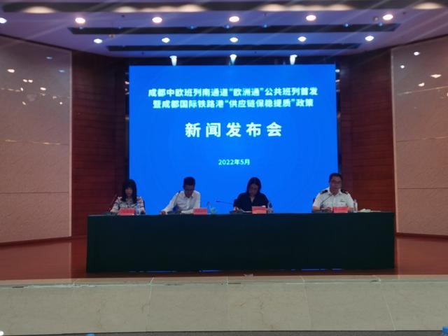 下載 (8).jpg